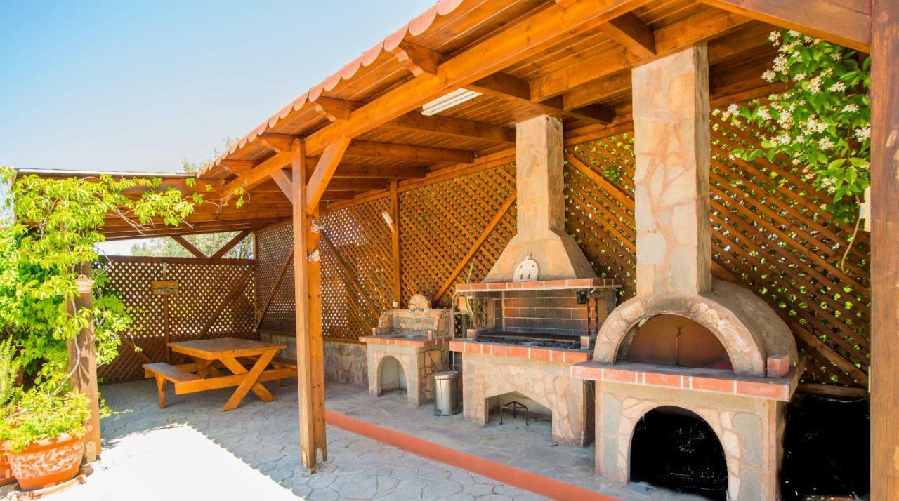 Antico Rosso Villa إياليسوس المظهر الخارجي الصورة